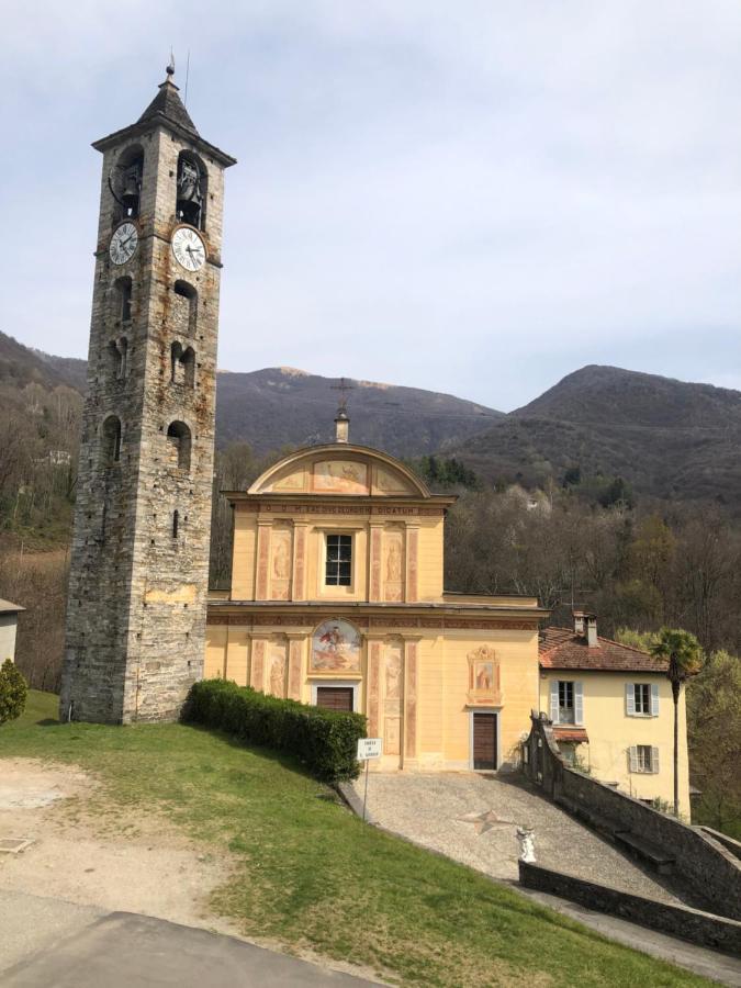 Casa Sassello - Appartamento Menta Dumenza Luaran gambar