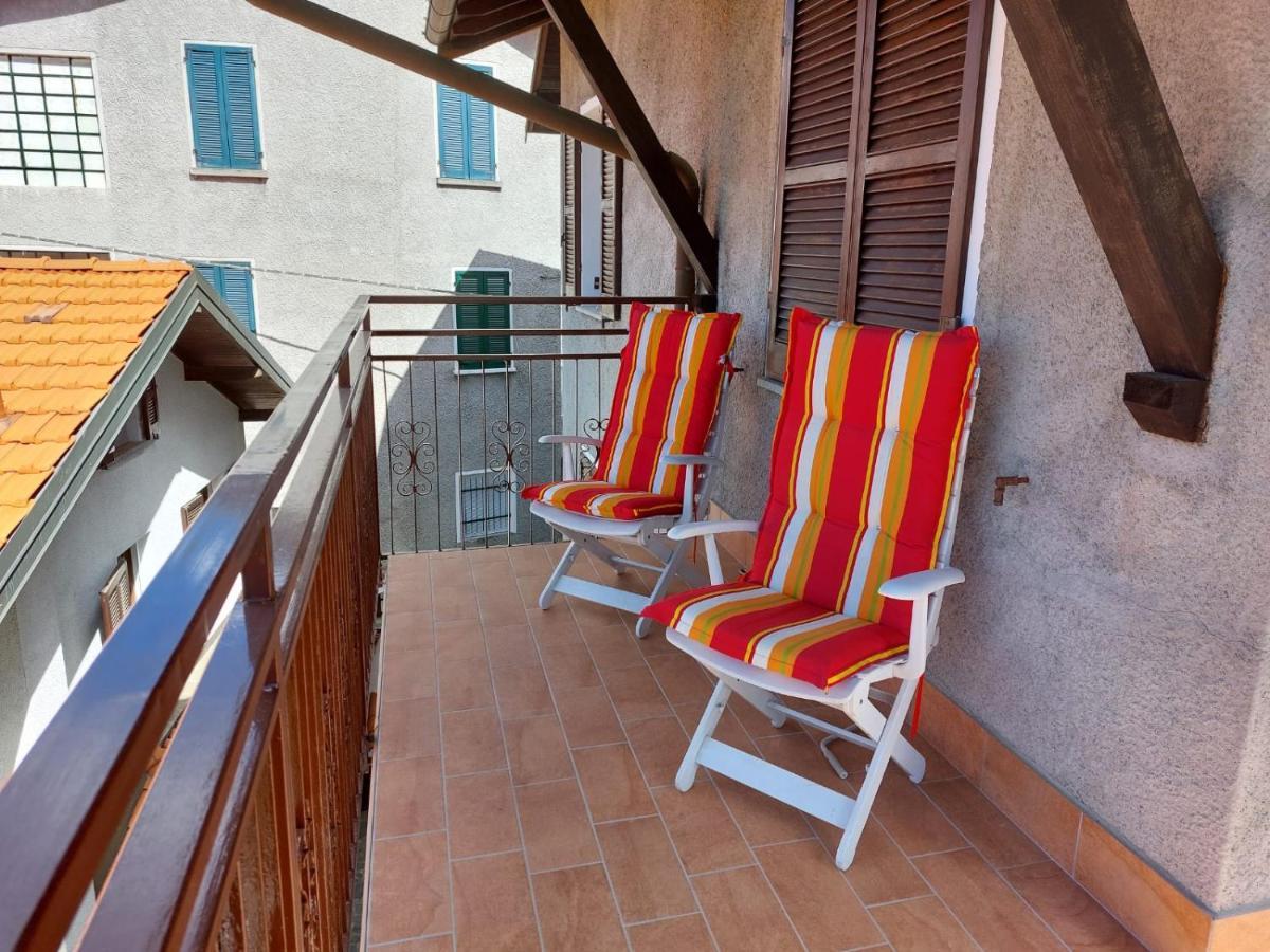 Casa Sassello - Appartamento Menta Dumenza Luaran gambar
