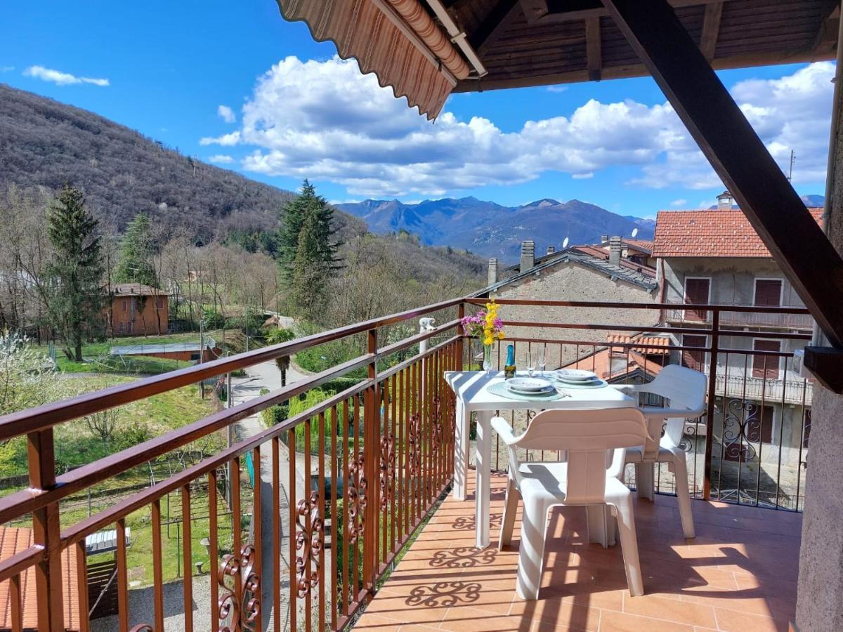 Casa Sassello - Appartamento Menta Dumenza Luaran gambar