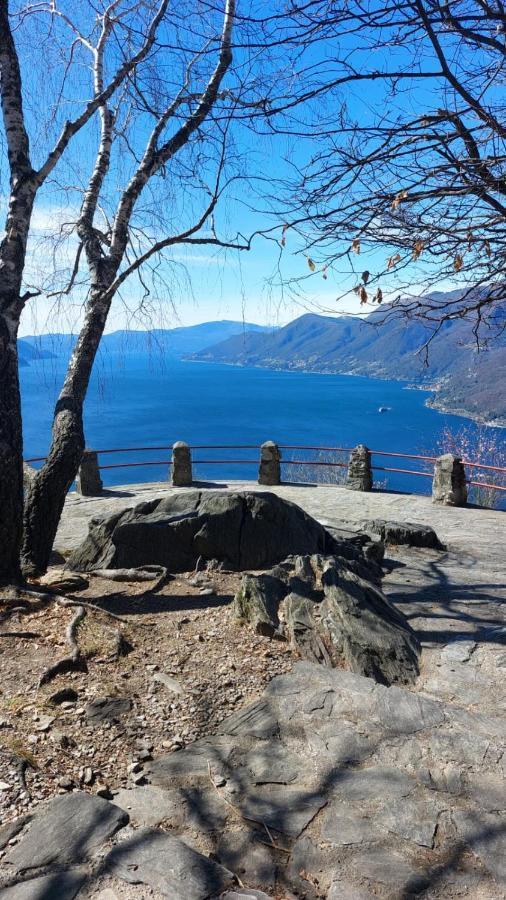 Casa Sassello - Appartamento Menta Dumenza Luaran gambar